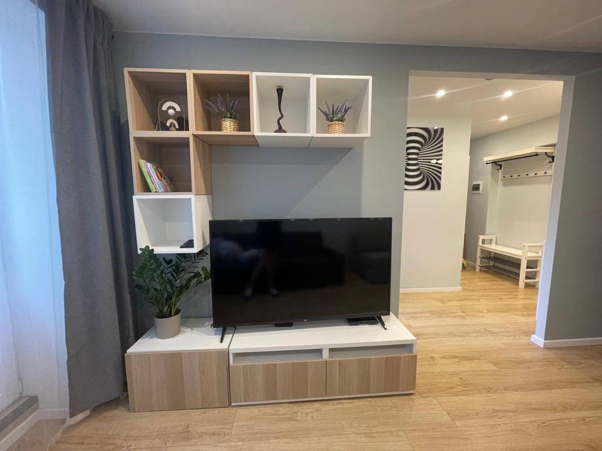 شقة Modern 1Br Haven Near Two Parks ريغا المظهر الخارجي الصورة