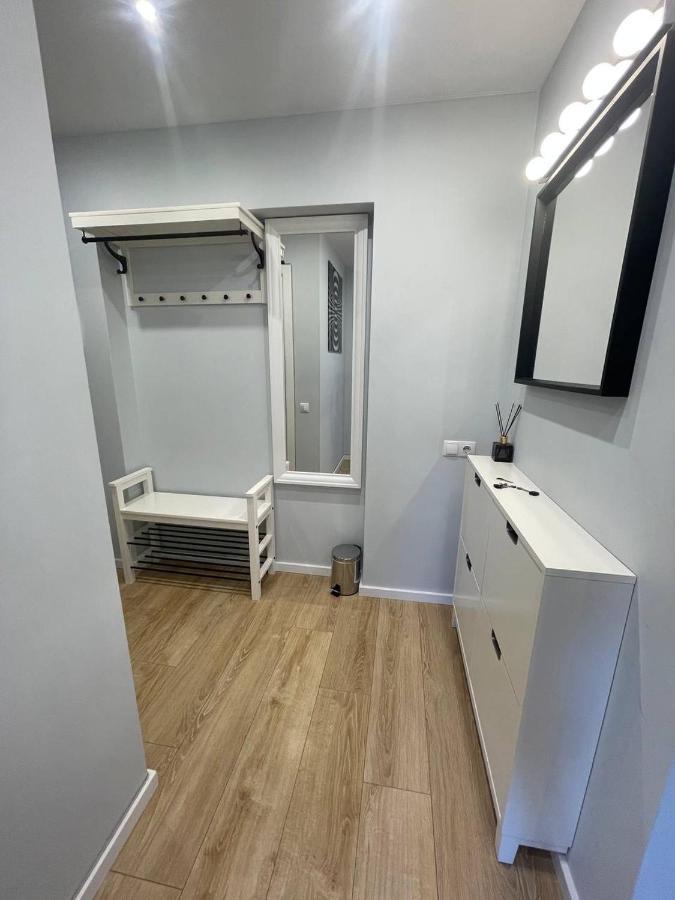 شقة Modern 1Br Haven Near Two Parks ريغا المظهر الخارجي الصورة